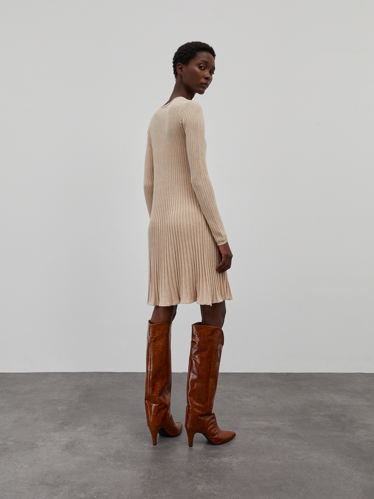 EDITED Producten Jurk 'Katrin' Beige gemêleerd