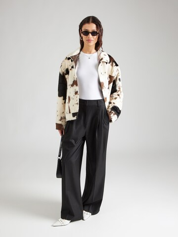 Maglietta 'ONLVAL' di ONLY in bianco