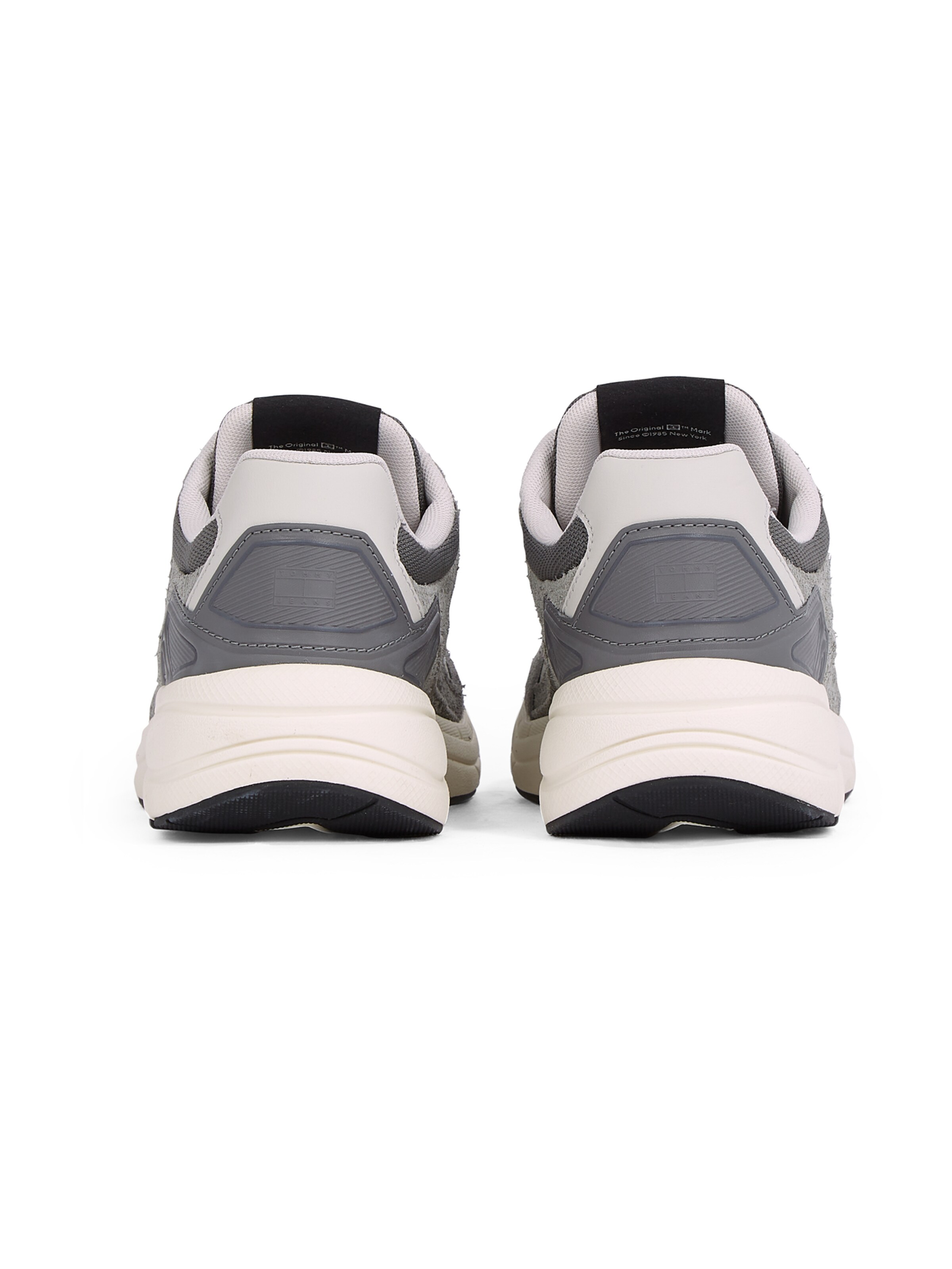 Sneaker bassa di Tommy Jeans in grigio