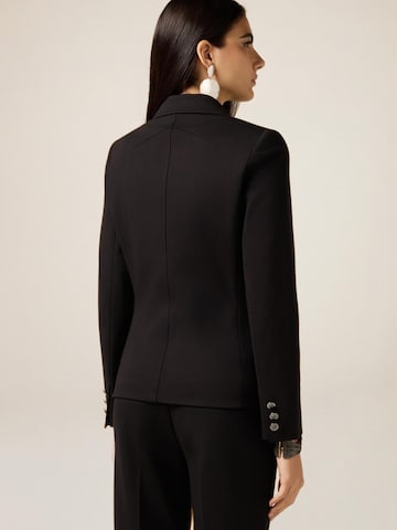 oltre Blazer in Black