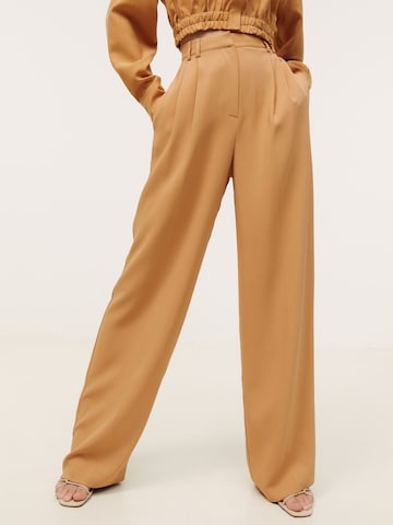 Kendall for ABOUT YOU Loose fit Pleat-Front Pants 'Ruby' in Brown