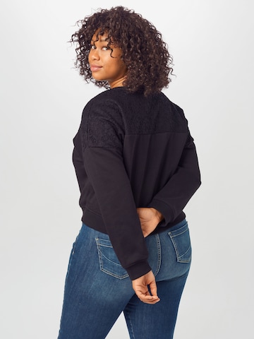 Urban Classics Sweatshirt in Schwarz