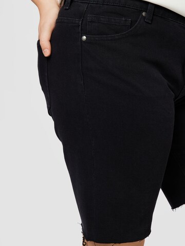 Slimfit Jeans 'Mily' di ONLY Carmakoma in nero