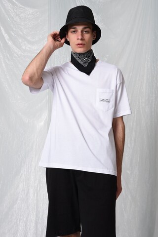 Antioch Shirt in White: front