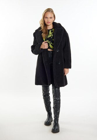 MYMO Winter Coat in Black