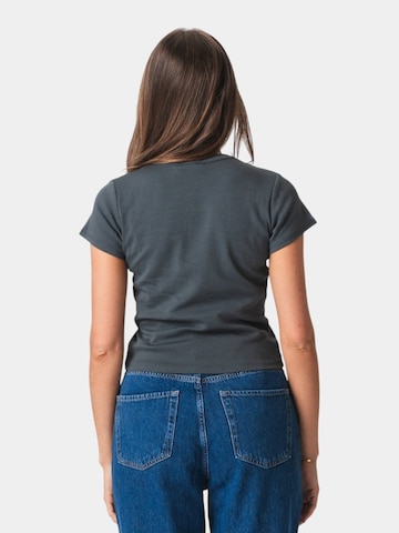 ITS MAY - Camiseta 'Vega' en gris