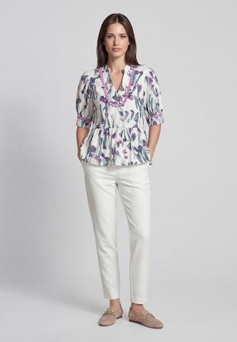 Usha - Blusa en blanco