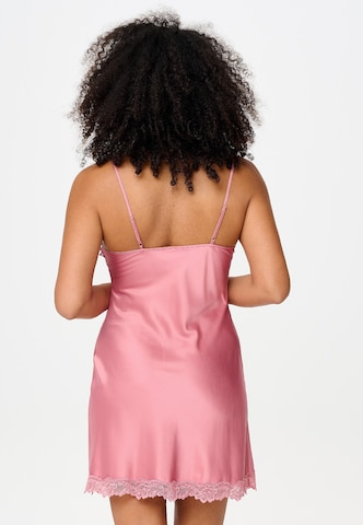 Chemise de nuit LingaDore en rose