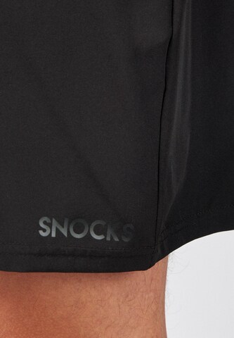 SNOCKS Regular Sports trousers in Black