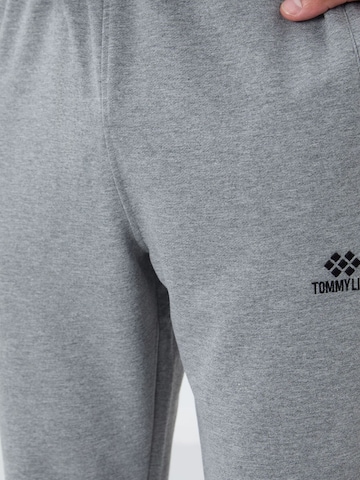Tommy Liferegular Sportske hlače 'Jogginghose' - siva boja