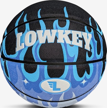 Pallone 'Blue Flame Y2K Basketball Indoor & Outdoor Size 7' di Lowkey in blu: frontale