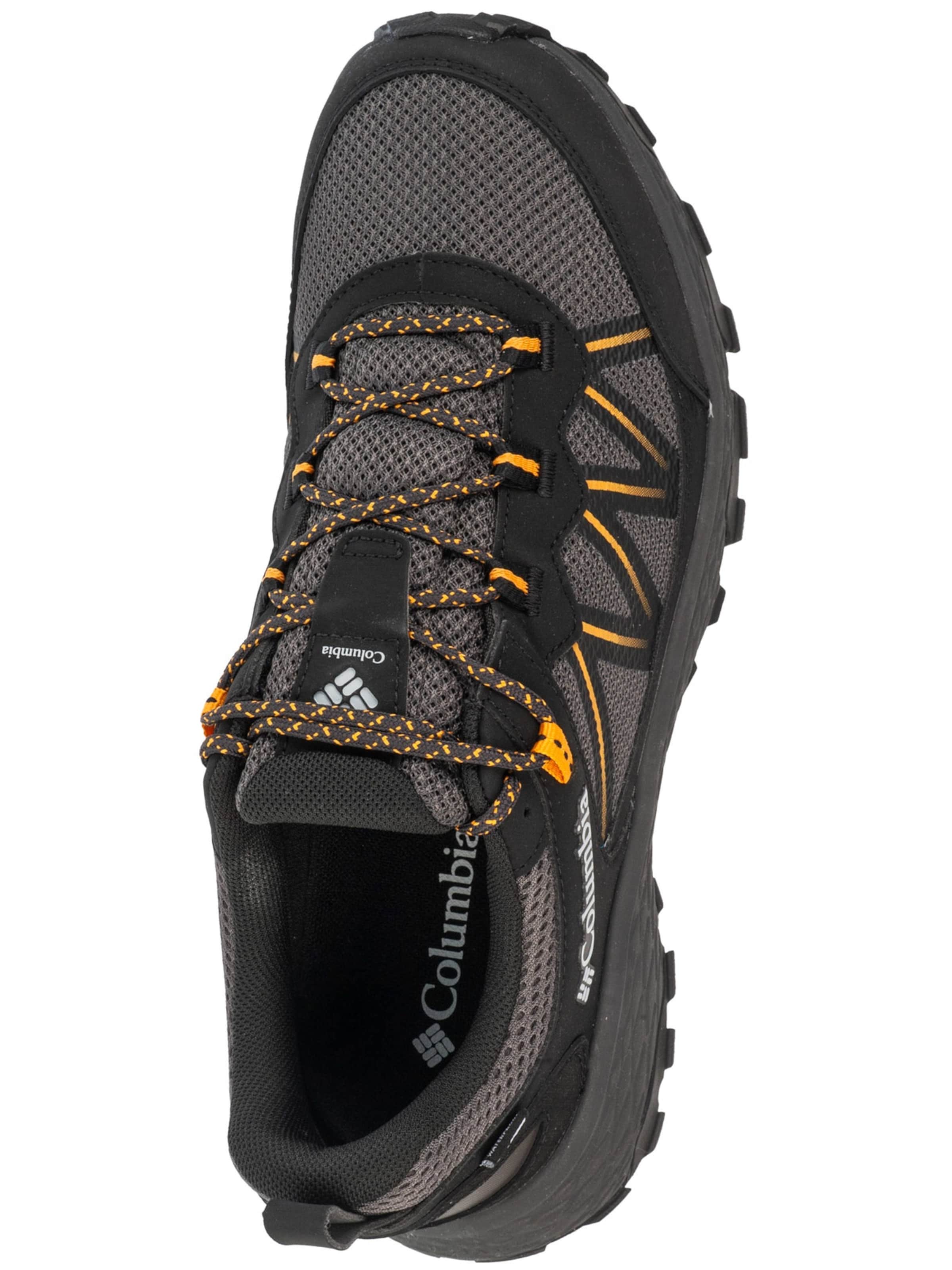 COLUMBIA Flats 'Peakfreak Rush' in Black