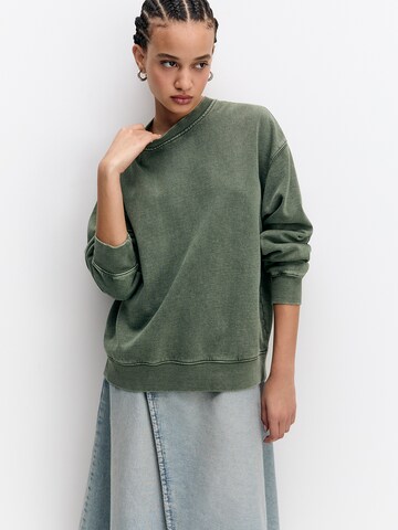 Sweat-shirt Pull&Bear en vert : devant