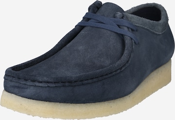 Clarks Originals Moccasins 'Wallabee' in Blue: front
