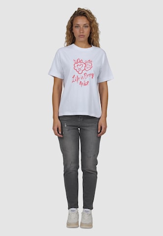 Kleinigkeit Shirt in White