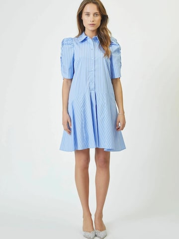 Robe-chemise 'Mica' co'couture en bleu