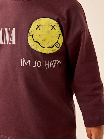 Next Shirt in Rood