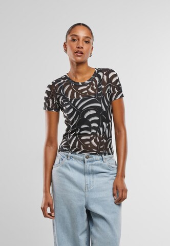 Urban Classics Shirt in Black