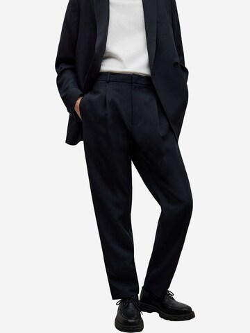 Adolfo Dominguez Regular Pleat-front trousers in Black: front