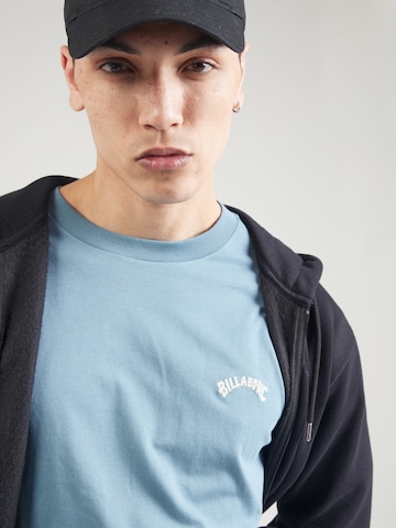 Maglietta di BILLABONG in blu