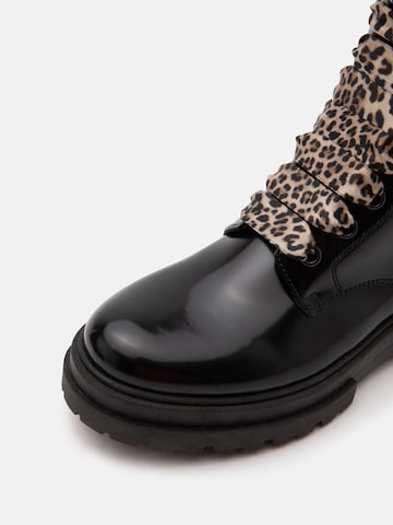 TOMMY HILFIGER - Bota 'KESSY' em preto