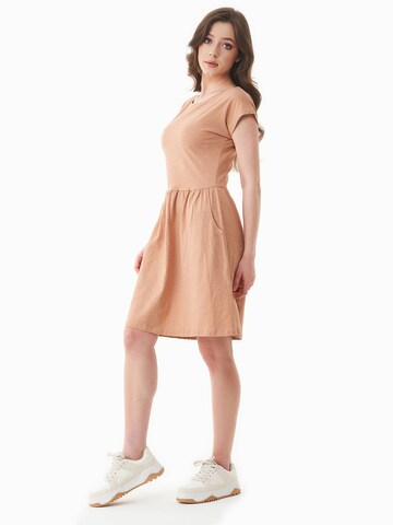 Organication Kleid in Braun