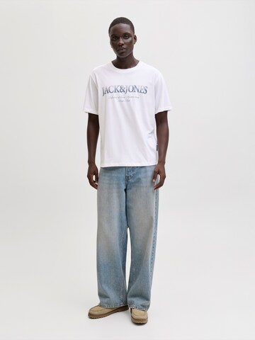 JACK & JONES Bluser & t-shirts 'JJDEVIN DAYTONA' i hvid
