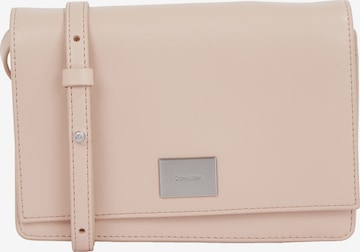 Calvin Klein - Mala de ombro em rosa: frente
