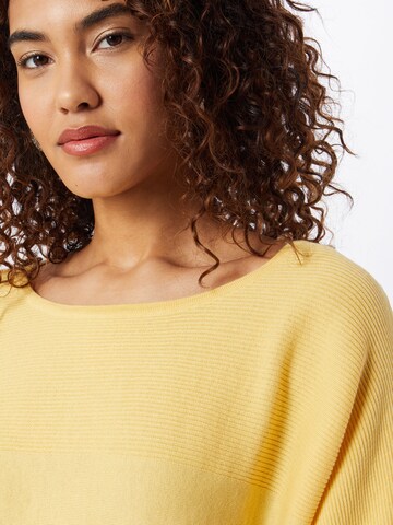 ESPRIT Sweater in Yellow