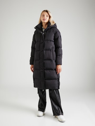 Superdry Winter Coat in Black: front
