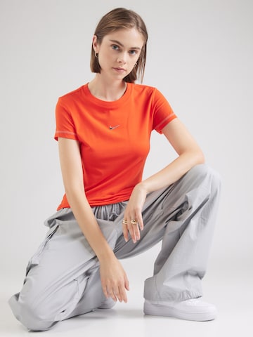 Maglietta di Nike Sportswear in rosso: frontale