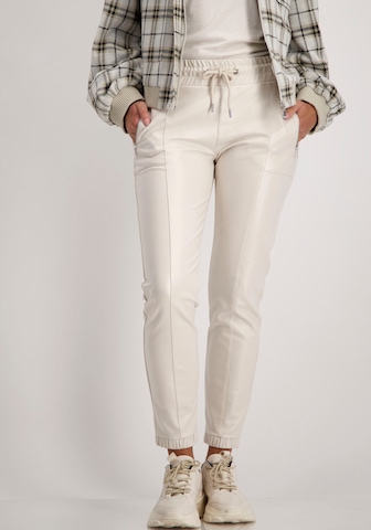 monari Regular Pants in White: front