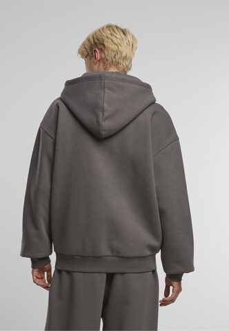 Felpa di Urban Classics in grigio