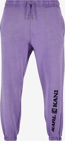 Karl Kani - Tapered Calças em roxo: frente