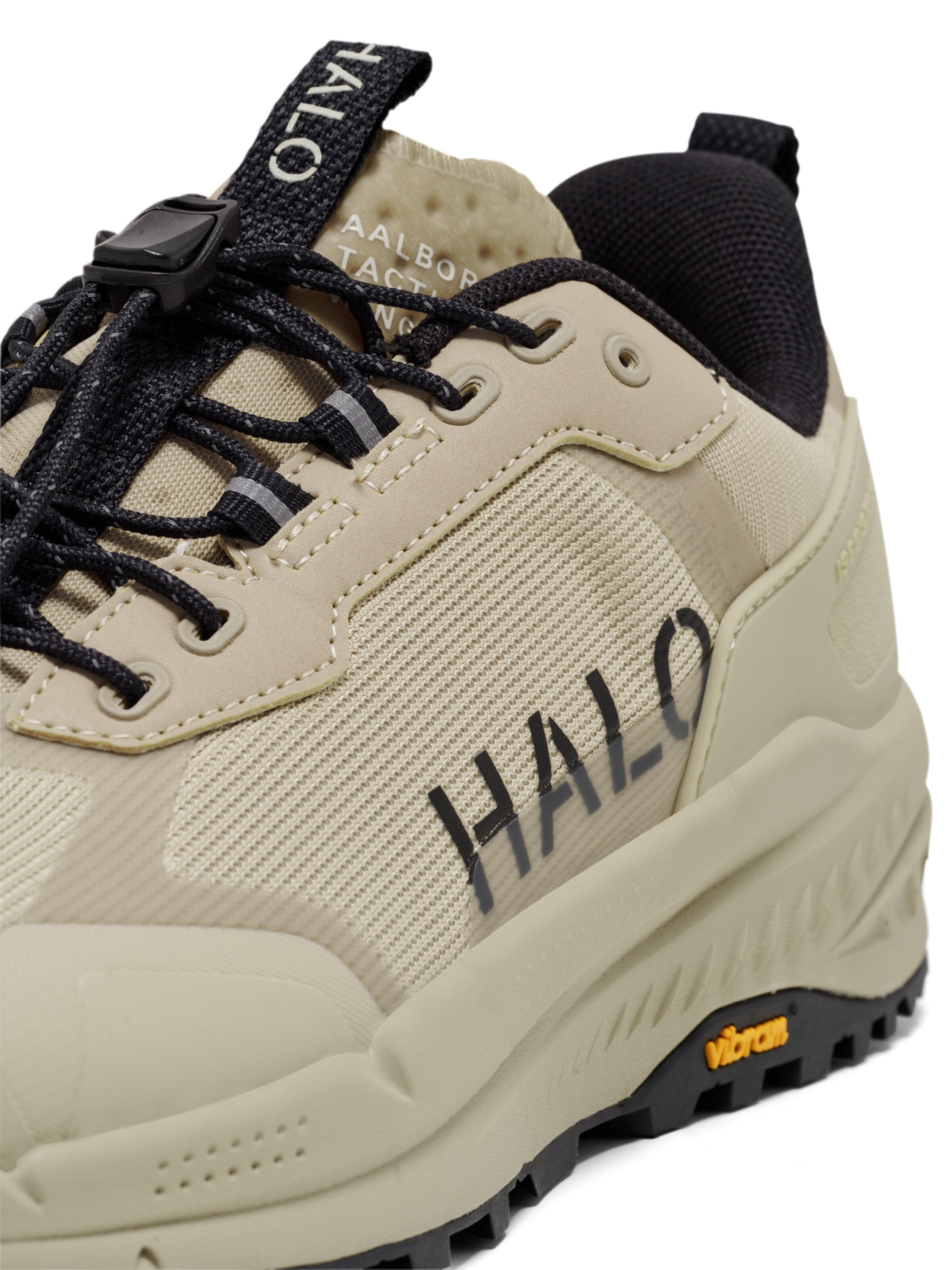 HALO Sneakers in Beige