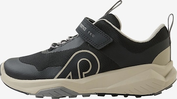 Reima Sneakers 'Enkkari' in Zwart: voorkant