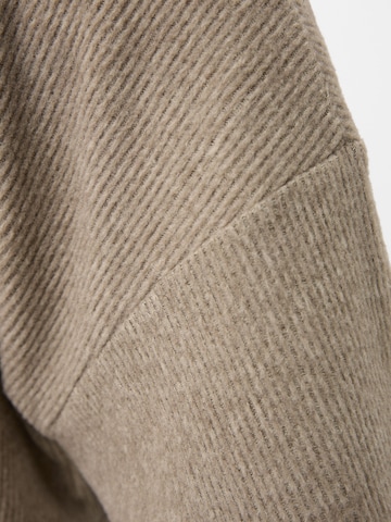 Bershka Trui in Beige