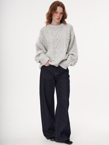 yoligex Sweater 'YOLIGEX Zopfmuster-Pullover Hellgrau-Melange Rundhals' in White