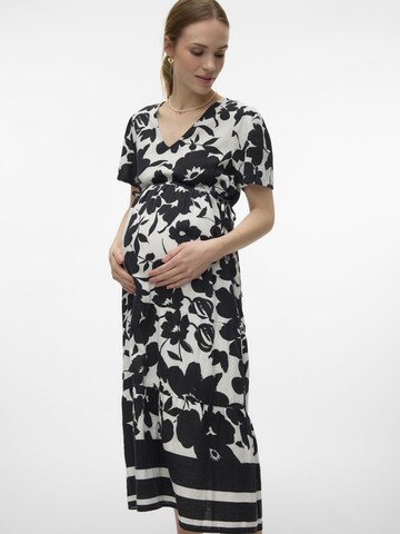 Vero Moda Maternity Jurk in Zwart: voorkant