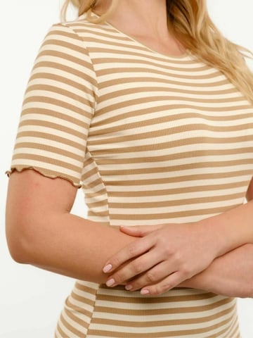 Liberte Essentiel Top ' NATALIA SS ' in Beige