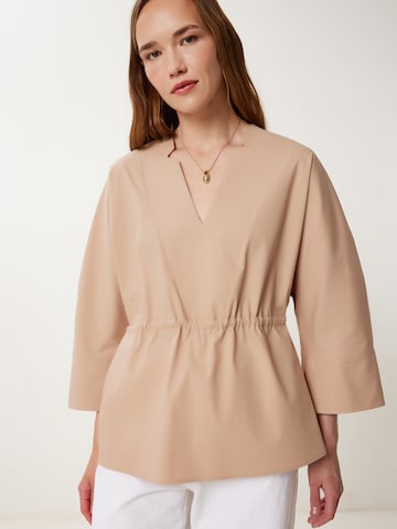 Happiness İstanbul Blouse in Beige: voorkant