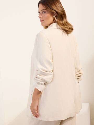 Friends Like These Blazer in Beige