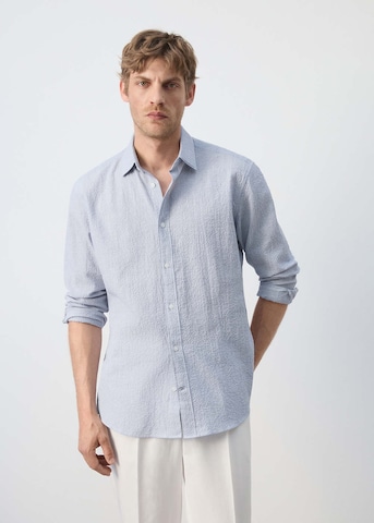 MANGO MAN Slim Fit Hemd 'Kissos' in Blau: Vorderseite