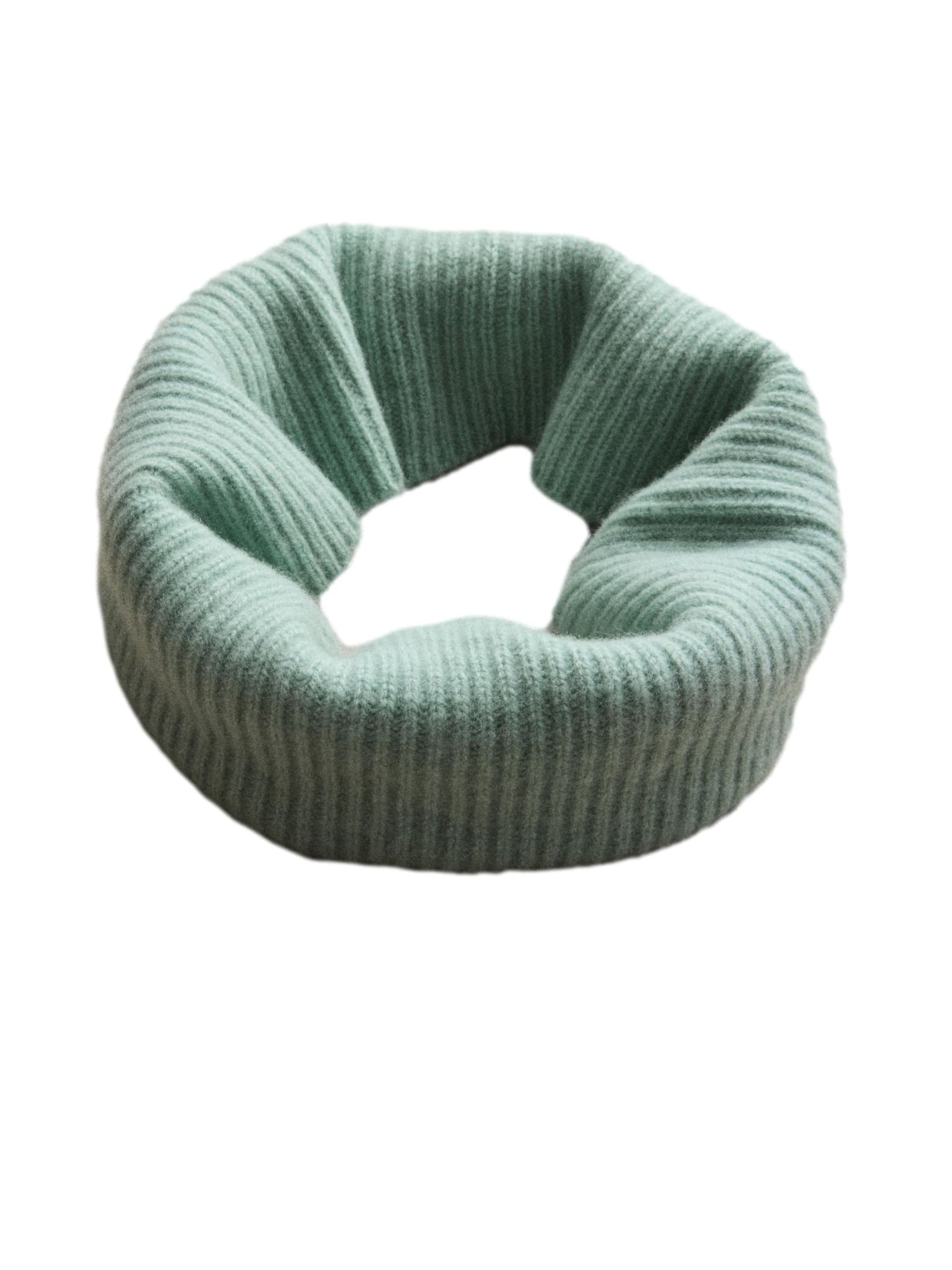 zils Next Apaļšalle: no priekšpuses