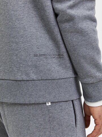 SELECTED HOMME Sweatshirt 'Jackman' in Grey
