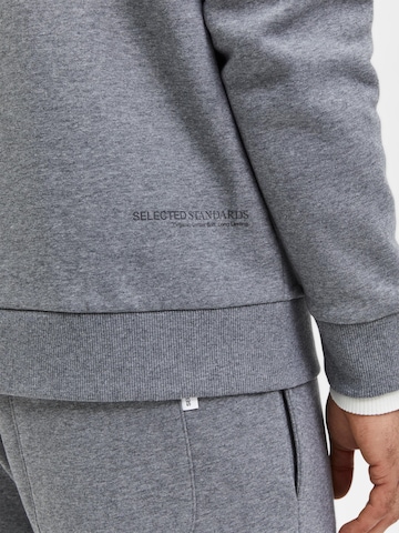 SELECTED HOMME Sweatshirt 'Jackman' in Grau