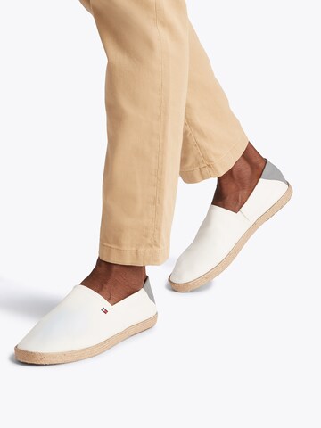 TOMMY HILFIGER Εσπαντρίγιες σε μπεζ