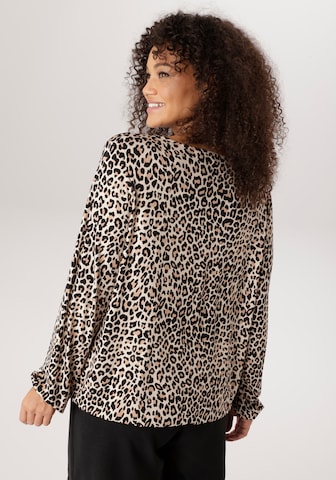 Aniston Shirt in Brown