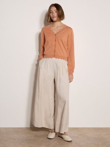 Cardigan bavarois ' ' Apricot en orange