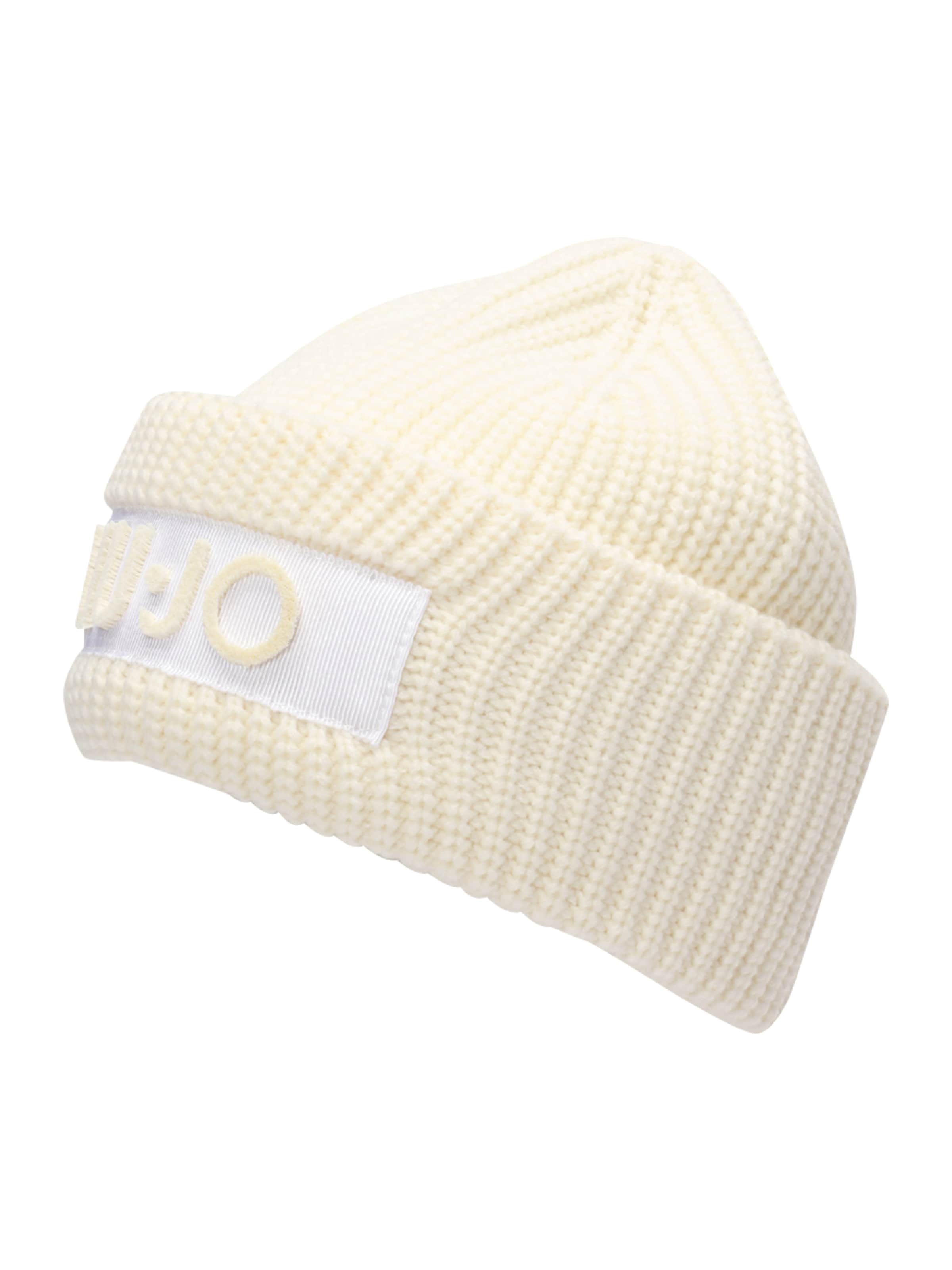 Căciulă de la Liu Jo pe alb: față